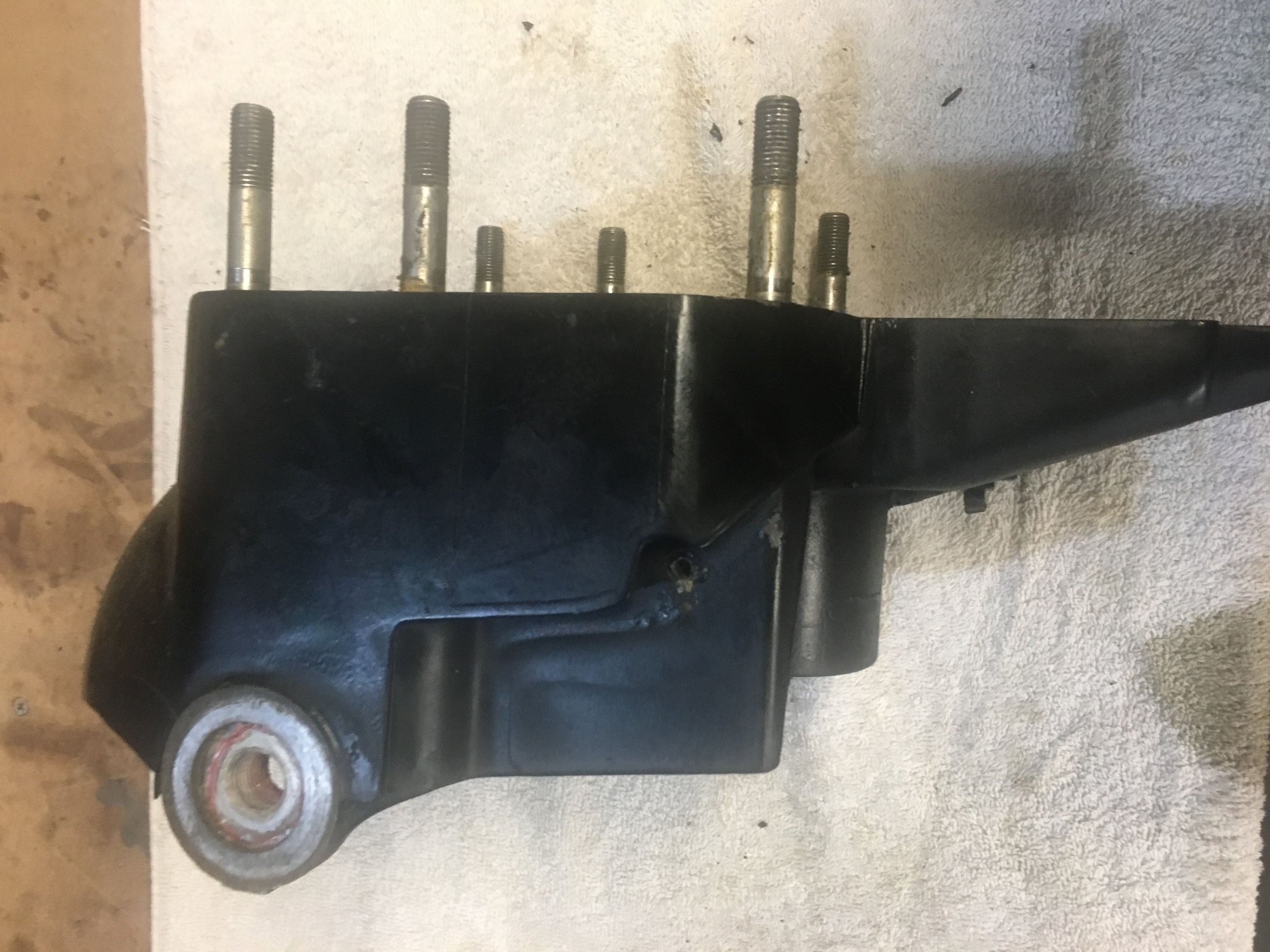 Bravo gimbal bell housing STD. 150