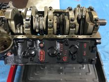 Couldn’t help to add some red paint.
3 main cap bolts were already missing when I bought the boat.