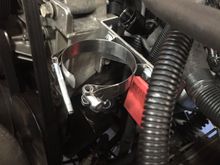 Alternator mounting bracket