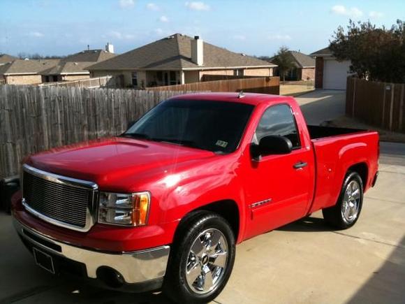 Added some billet in the grille, lowered it 2/4, and some TxEd 20" wheels from Double047.