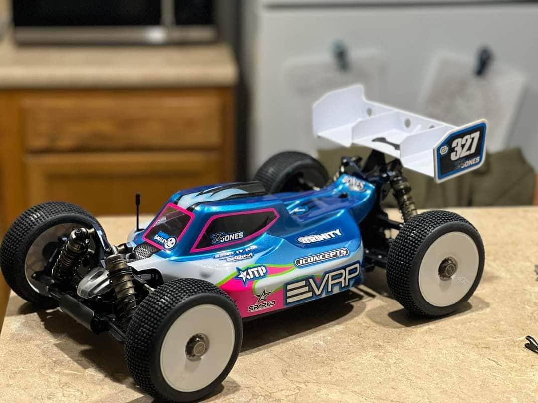 LiveRC - POLL: Which pro 1/8 buggy driver has the best looking paint job?