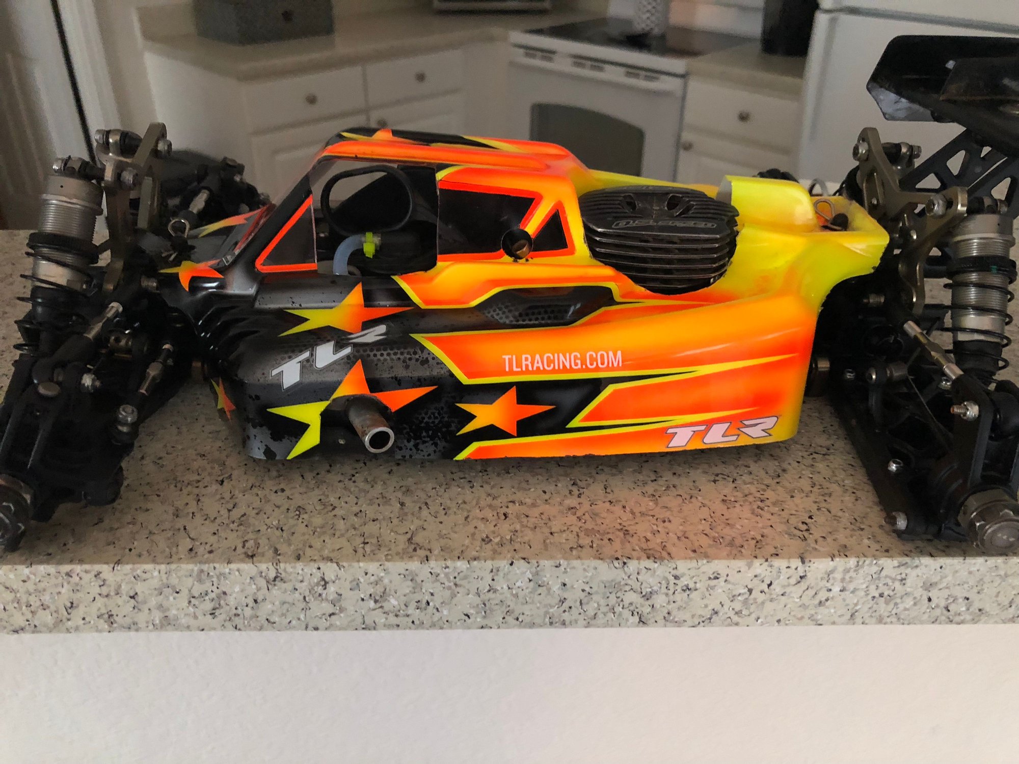 tlr 4.0 e buggy