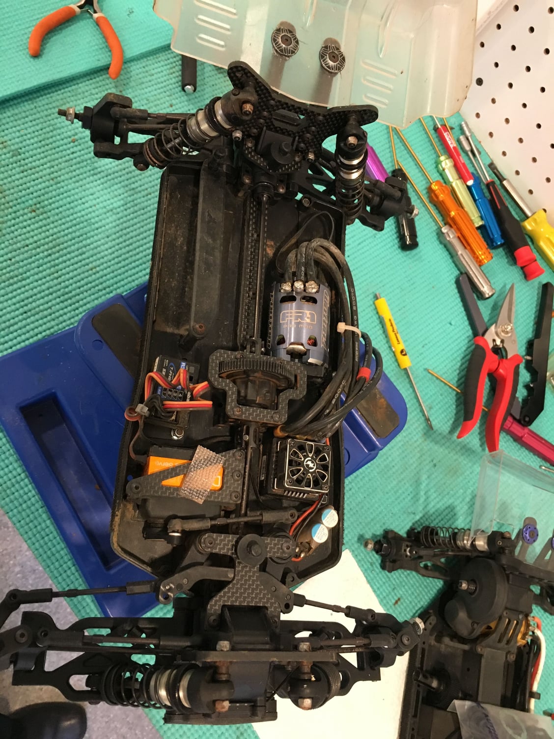 Xray XB4 RTR with lots of extras inc. extra chassis - R/C Tech Forums