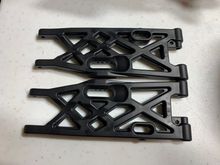 New out of package 8ight-t 4.0 rear suspension arms TLR244032