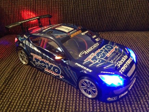 Hyundai Genesis 1/10 scale Drift Car =D