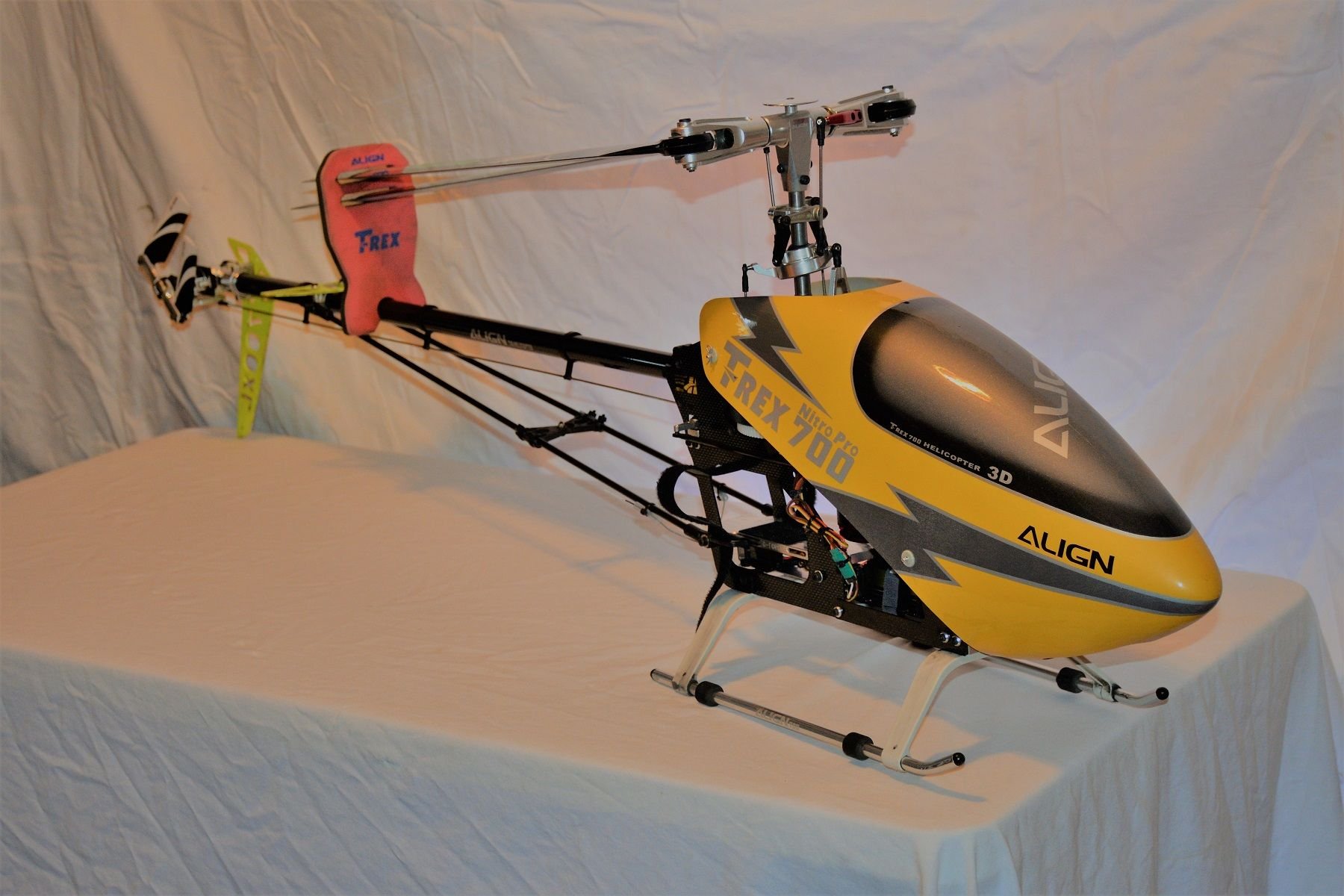 trex 700 helicopter