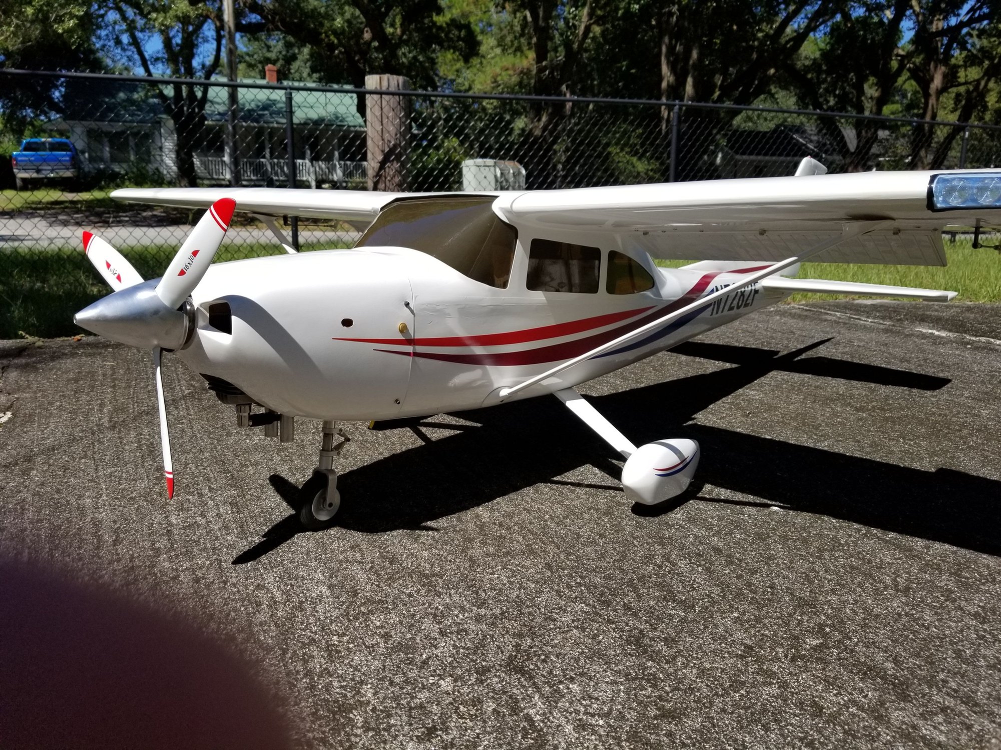 Hanger 9 Cessna 182 RCU Forums