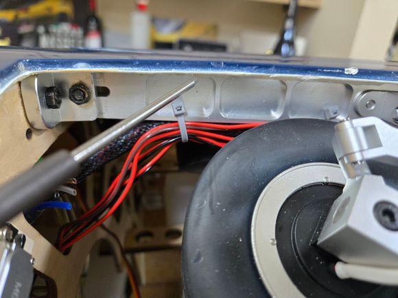 This long bracket needs to be shortened by 25mm to fit