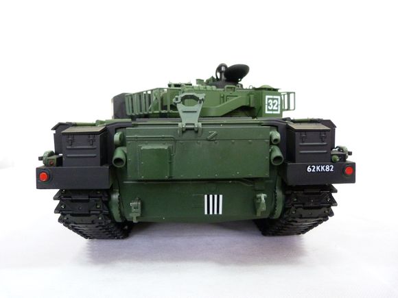 Rear view with raised gun travel lock.