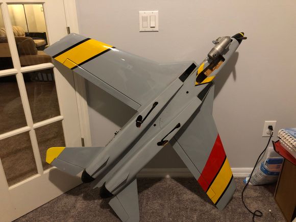 Mechanical retracts! Missing the nose retract!