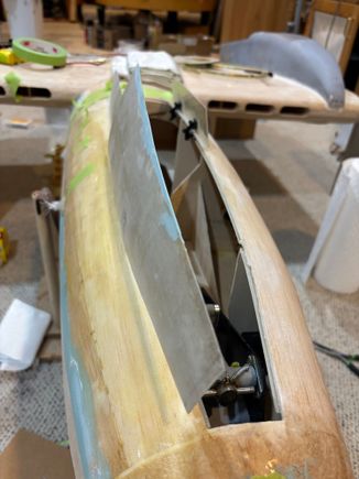 Front nose gear door mounted