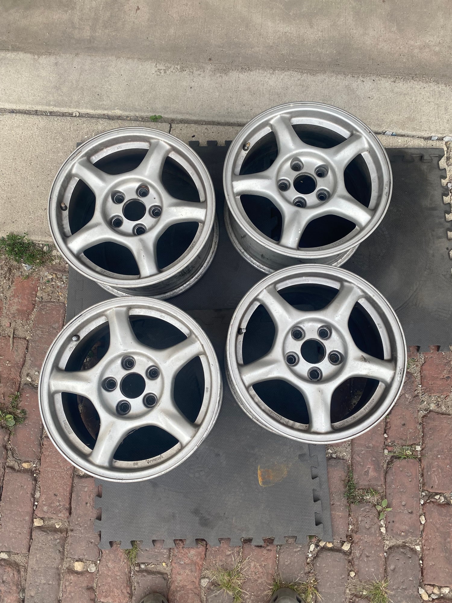 Wheels and Tires/Axles - Stock FD Wheels - Used - 0  All Models - Chicago, IL 60647, United States