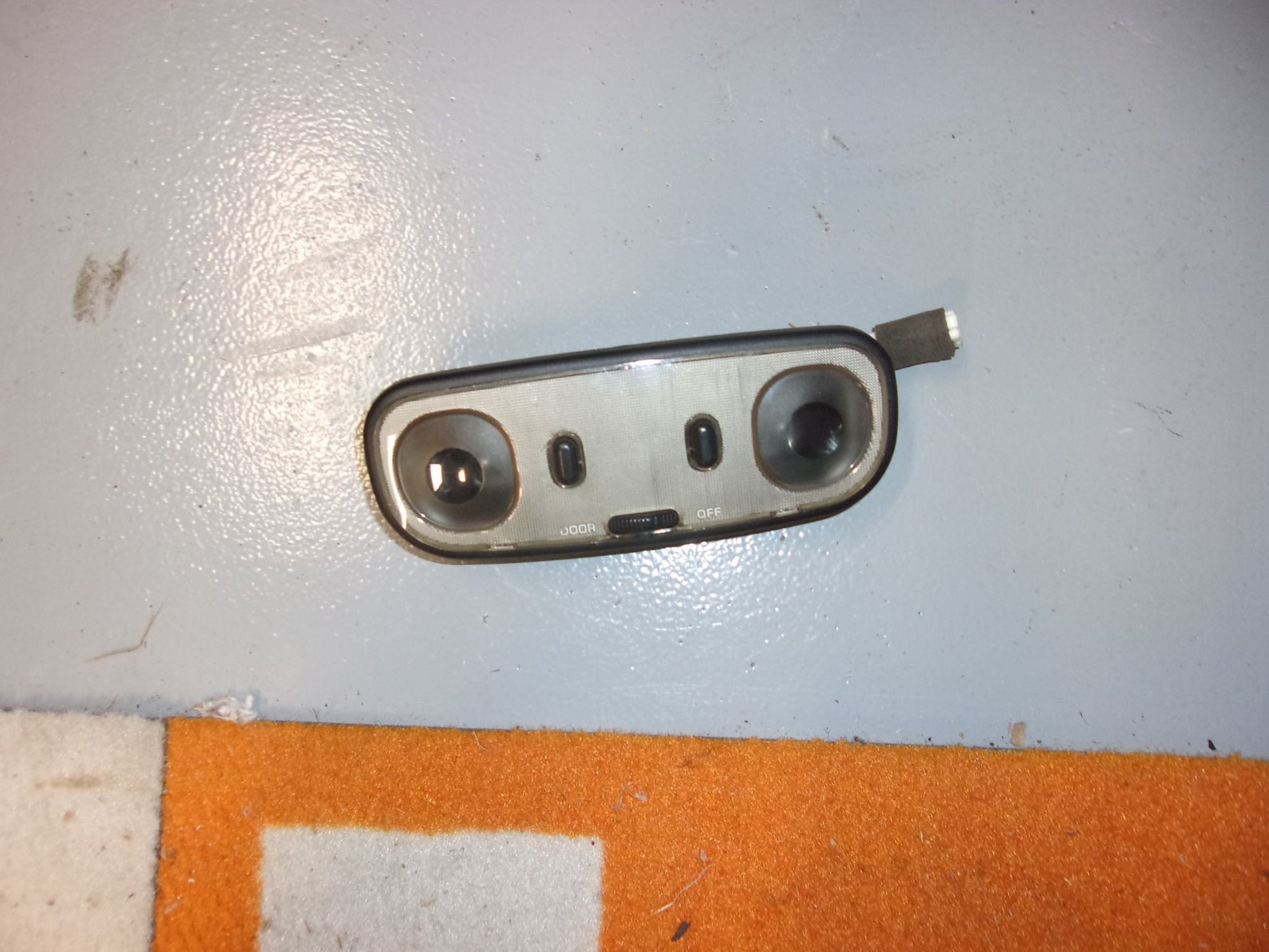 Interior/Upholstery - Non-Sunroof Dome Light - Used - 1993 to 1996 Mazda RX-7 - Murfreesboro, TN 37130, United States