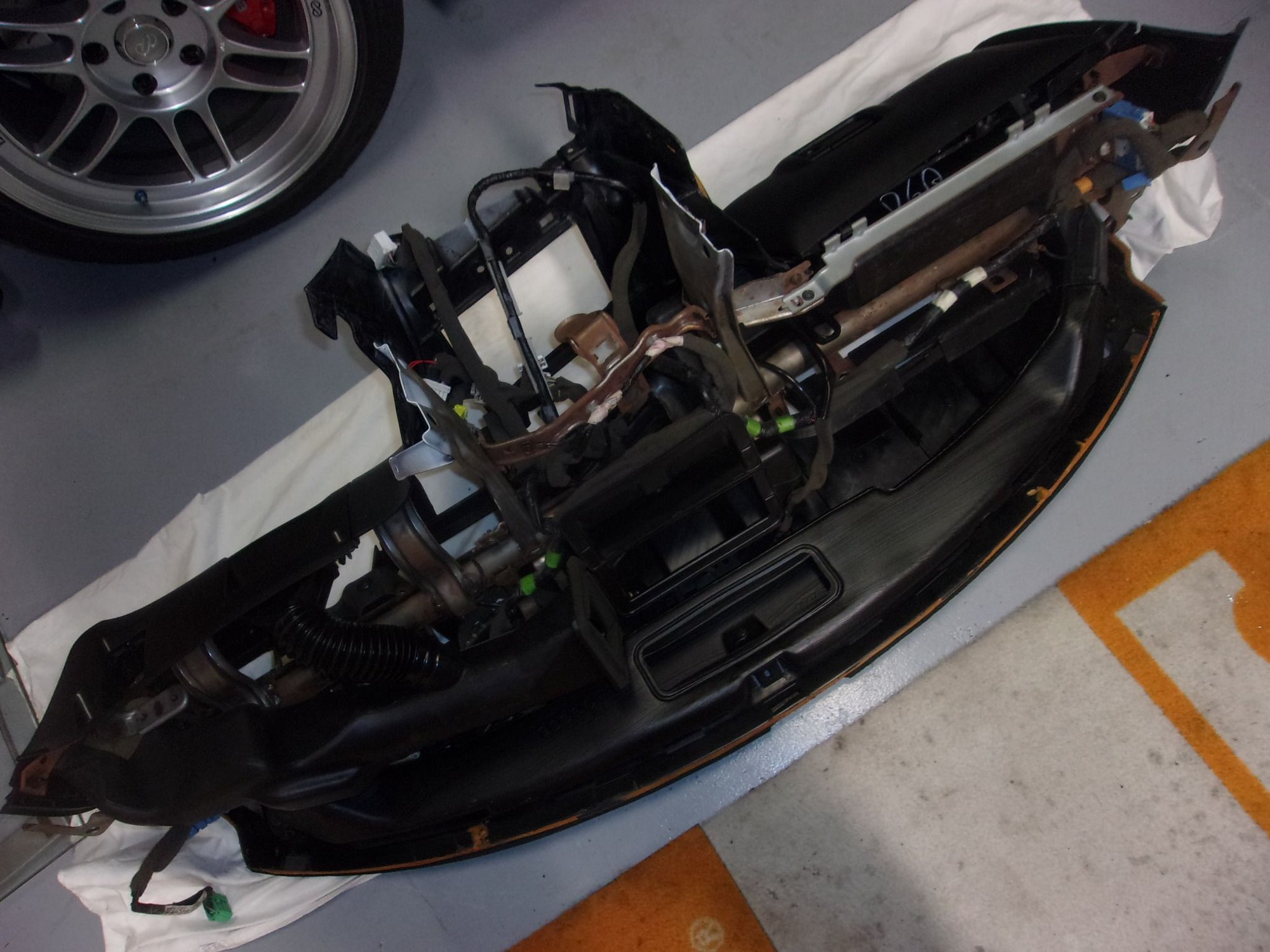 Interior/Upholstery - '94-'95 Dash - Used - 1994 to 1995 Mazda RX-7 - Murfreesboro, TN 37130, United States