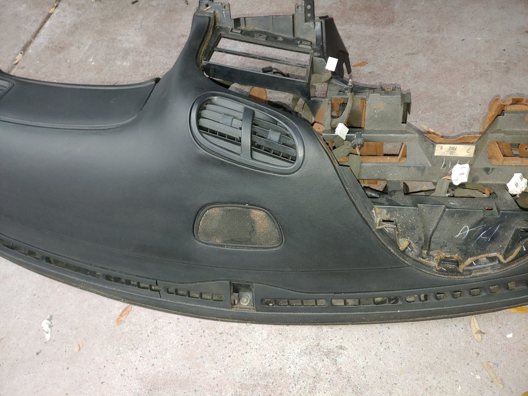 Interior/Upholstery - 1993 FD - LHD Dash - Included Wiring, Dash Bar, Glove Box, Center + Passenger Vent - Used - 1993 to 1995 Mazda RX-7 - Tampa, FL 34610, United States