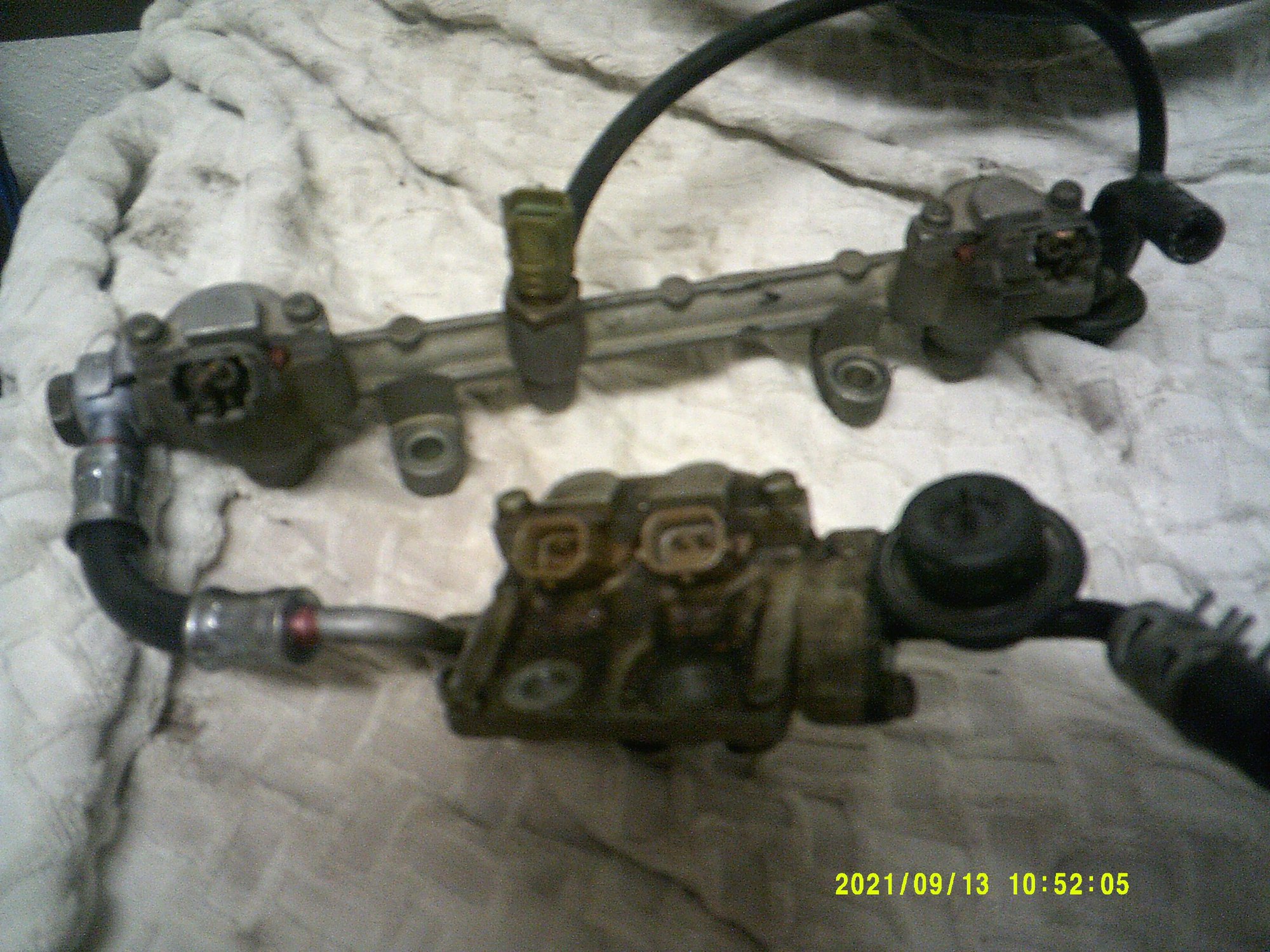 1994 Mazda RX-7 - Stock steering wheel, ECU, fuel rails and injectors, coil pack and control unit more - Miscellaneous - $175 - Punta Gorda, FL 33982, United States