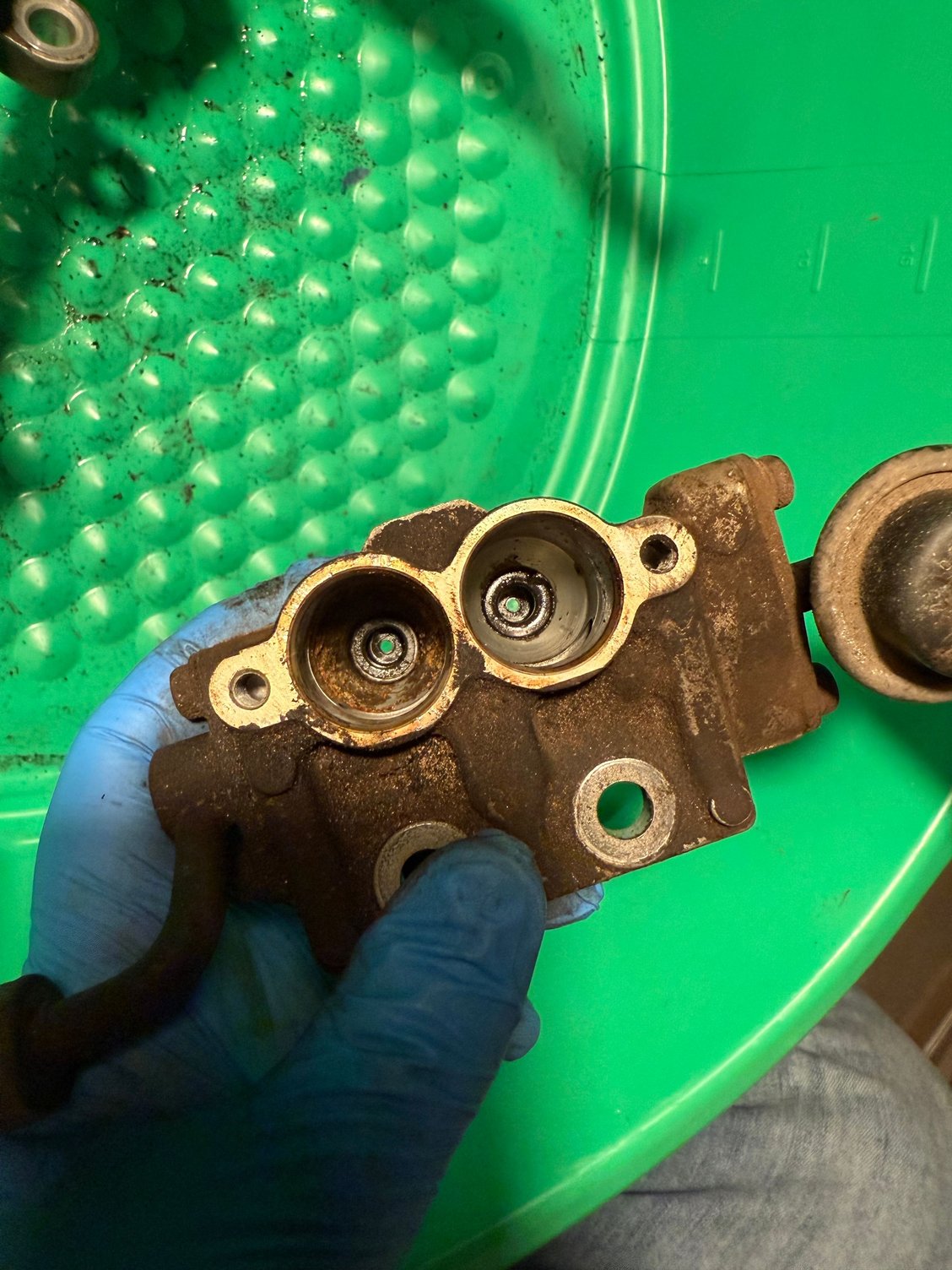 Both holes for the primaries were more dirty than the holes for the secondaries. 