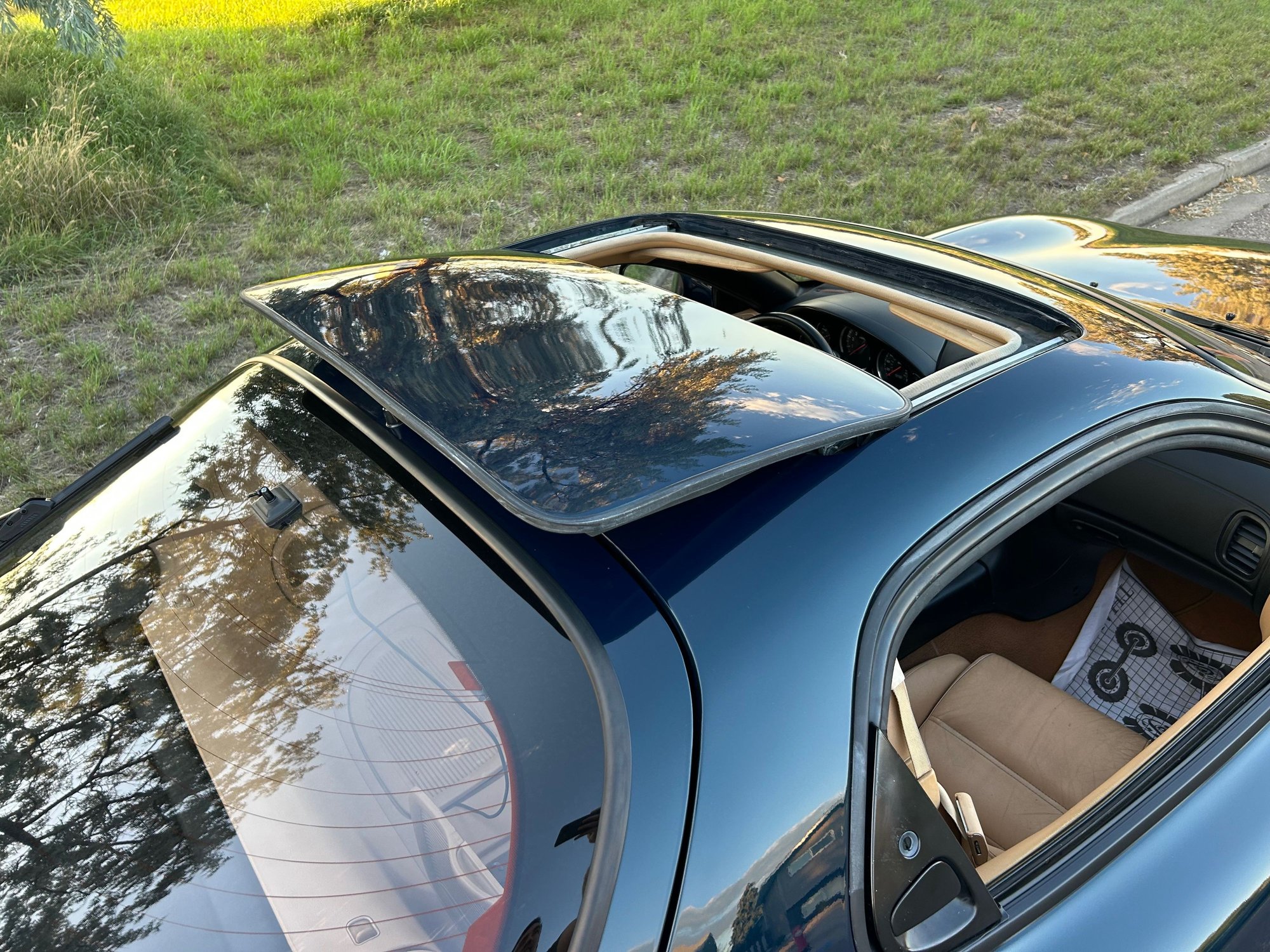 1993 Mazda RX-7 - 1993 RX-7 Manual Montego Blue Touring - Factory repaint, fresh street port rotary - Used - VIN JM1FD3318P0203166 - 83,000 Miles - Other - 2WD - Manual - Coupe - Blue - Calgary, AB T1B4C3, Canada