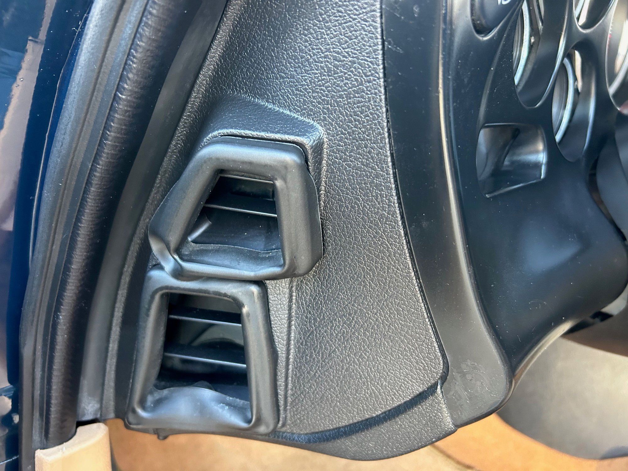 1993 Mazda RX-7 - 1993 RX-7 Manual Montego Blue Touring - Factory repaint, fresh street port rotary - Used - VIN JM1FD3318P0203166 - 83,000 Miles - Other - 2WD - Manual - Coupe - Blue - Calgary, AB T1B4C3, Canada