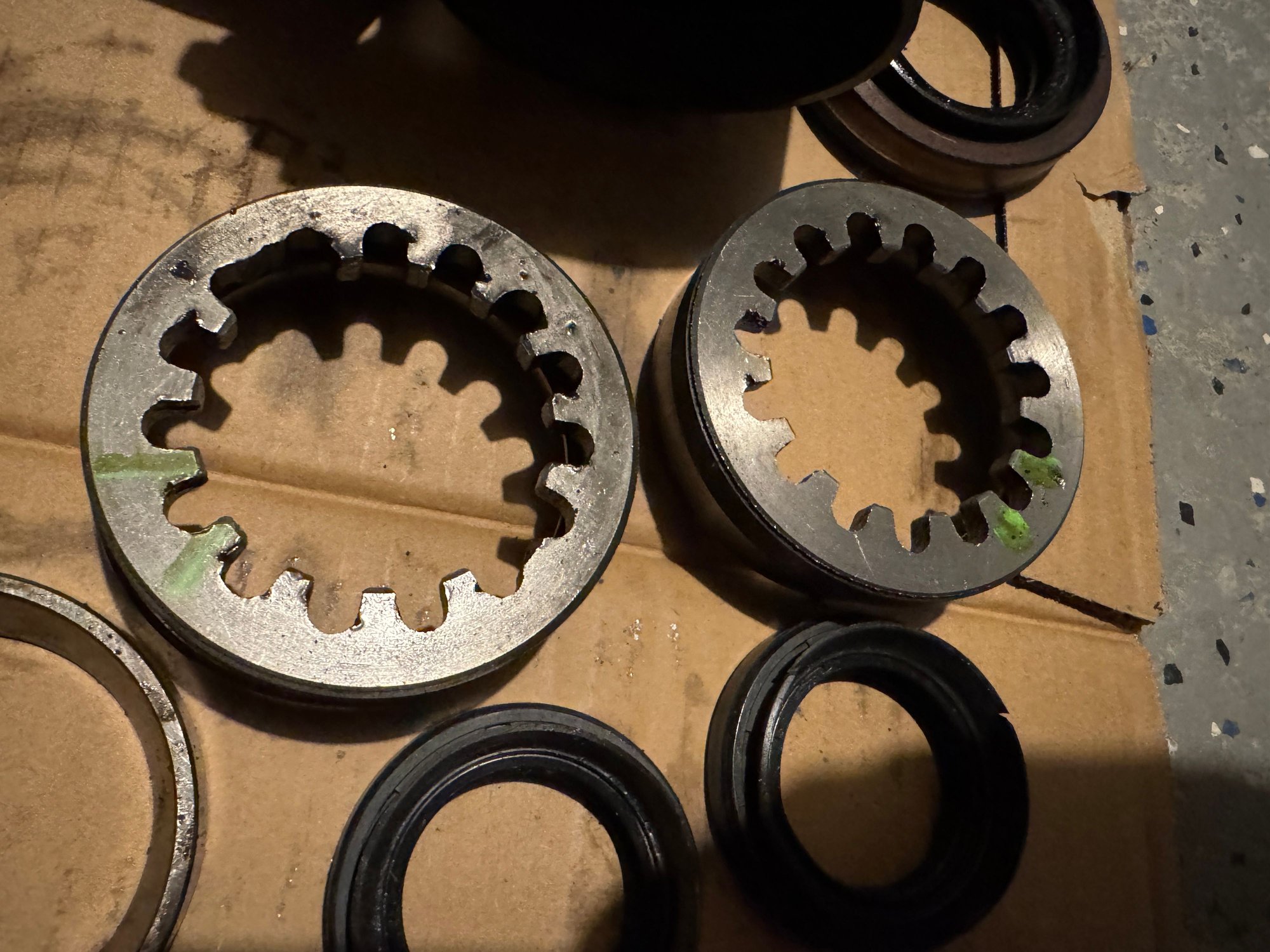 Drivetrain - WTB: FC Differential backlash adjustment screws - Used - 1989 to 1991 Mazda RX-7 - Grand Rapids, MI 49546, United States