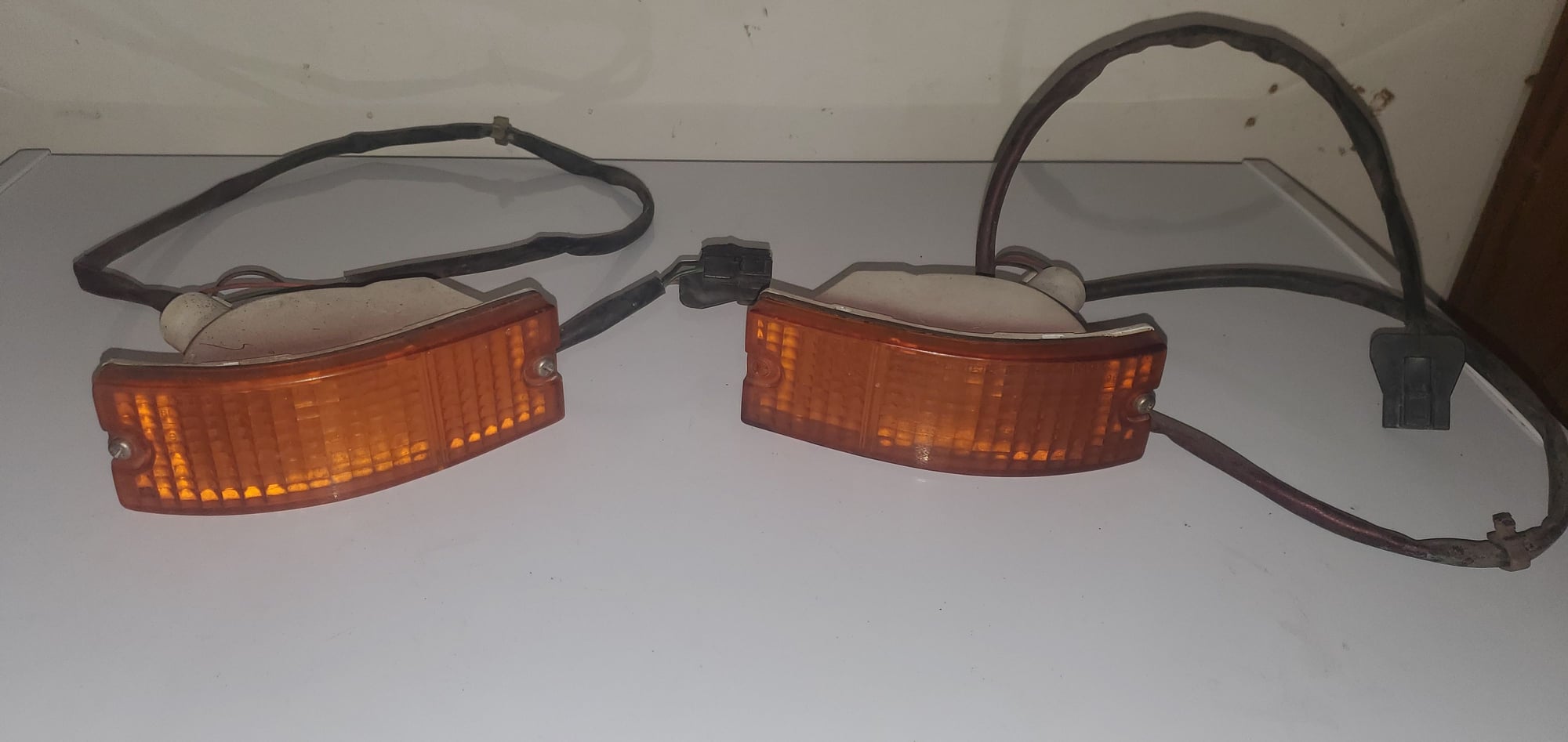 Lights - 1st Gen Turn Signals - Used - 1981 to 1985 Mazda RX-7 - Allen, TX 75002, United States