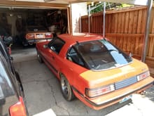 '85 rx7 looks good behind the '81 280zx