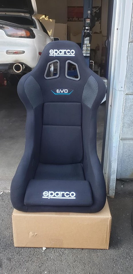 List of seats that fit and dont fit. - Page 29 -  - Mazda RX7  Forum