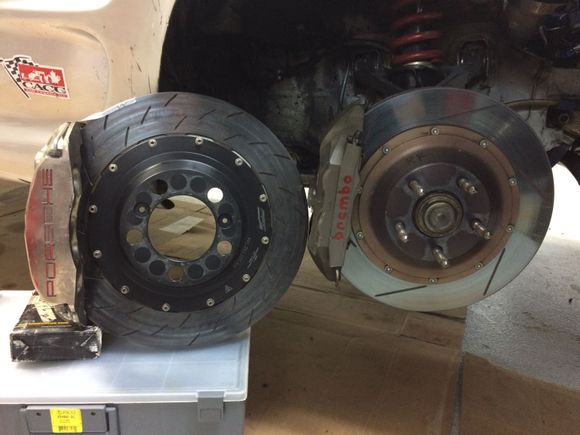Old set up was 14 inch rotor with 4 piston monoblock brembo race caliper.