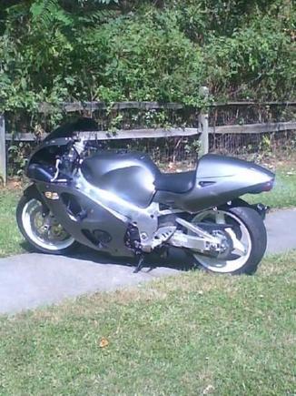 my 2nd baby... 1998 gsxr-750 srad