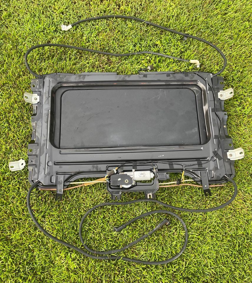 1994 Mazda RX-7 - FD Glass Sunroof & Components - Destin, FL 32541, United States