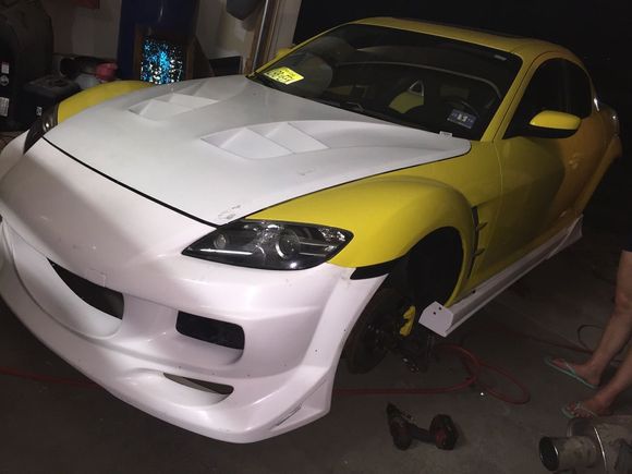 Front bumper, hood and side skirts installed