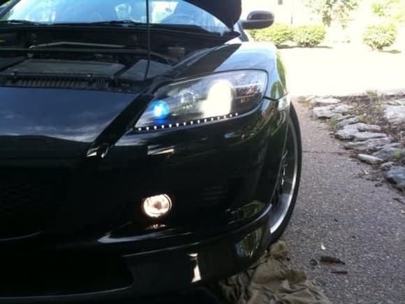 leds!
new fogs!
just ordered white driving lights!