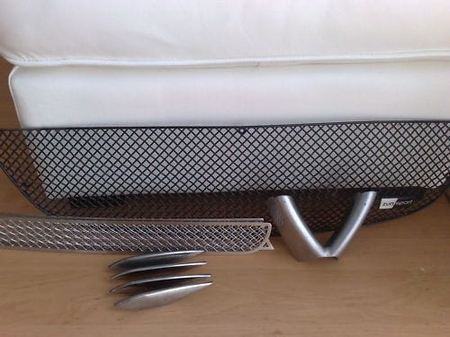 grill,crest,strakes,back grill
