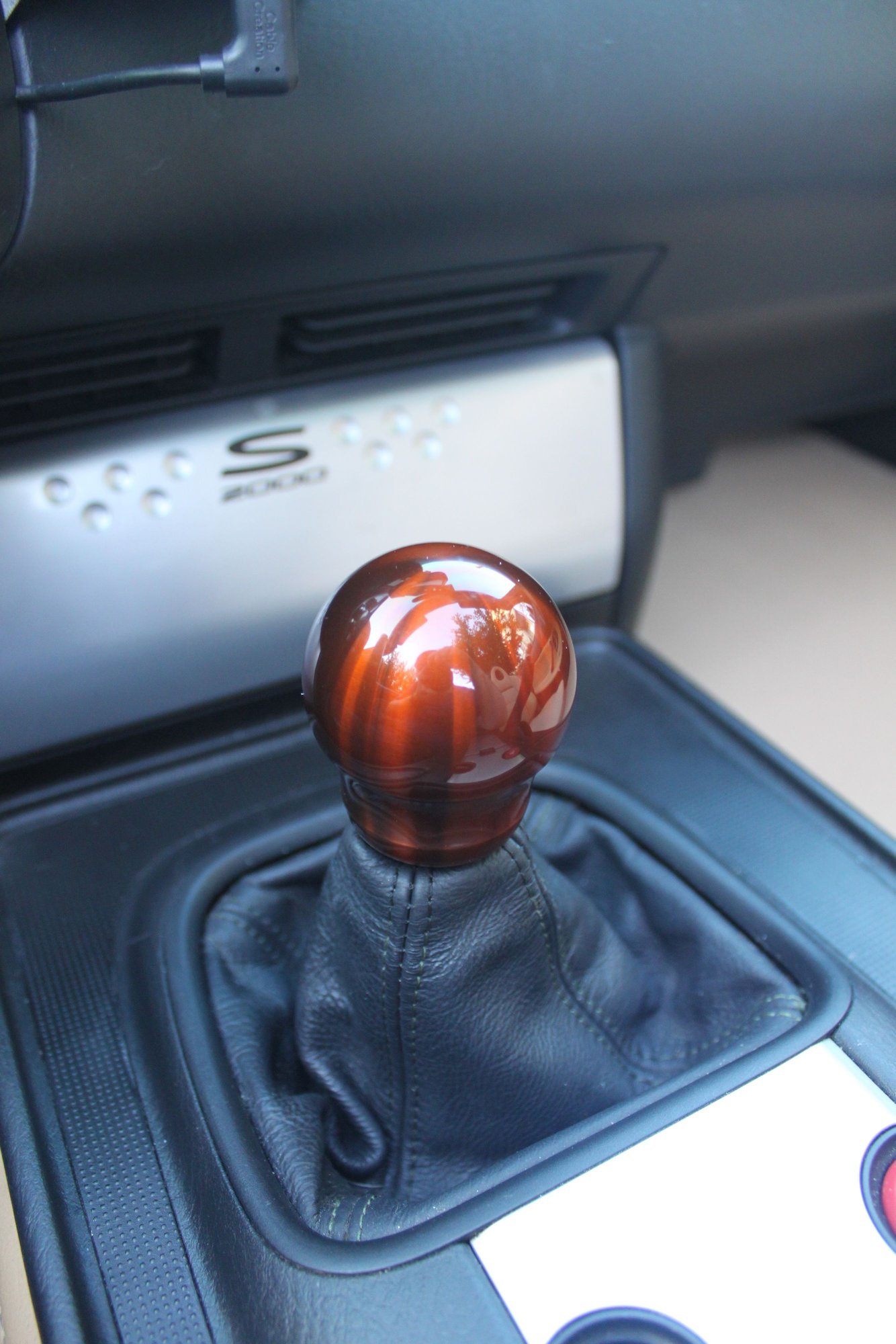 Raceseng Contour Shift Knob / Renegade Motorsports Brass Shifter