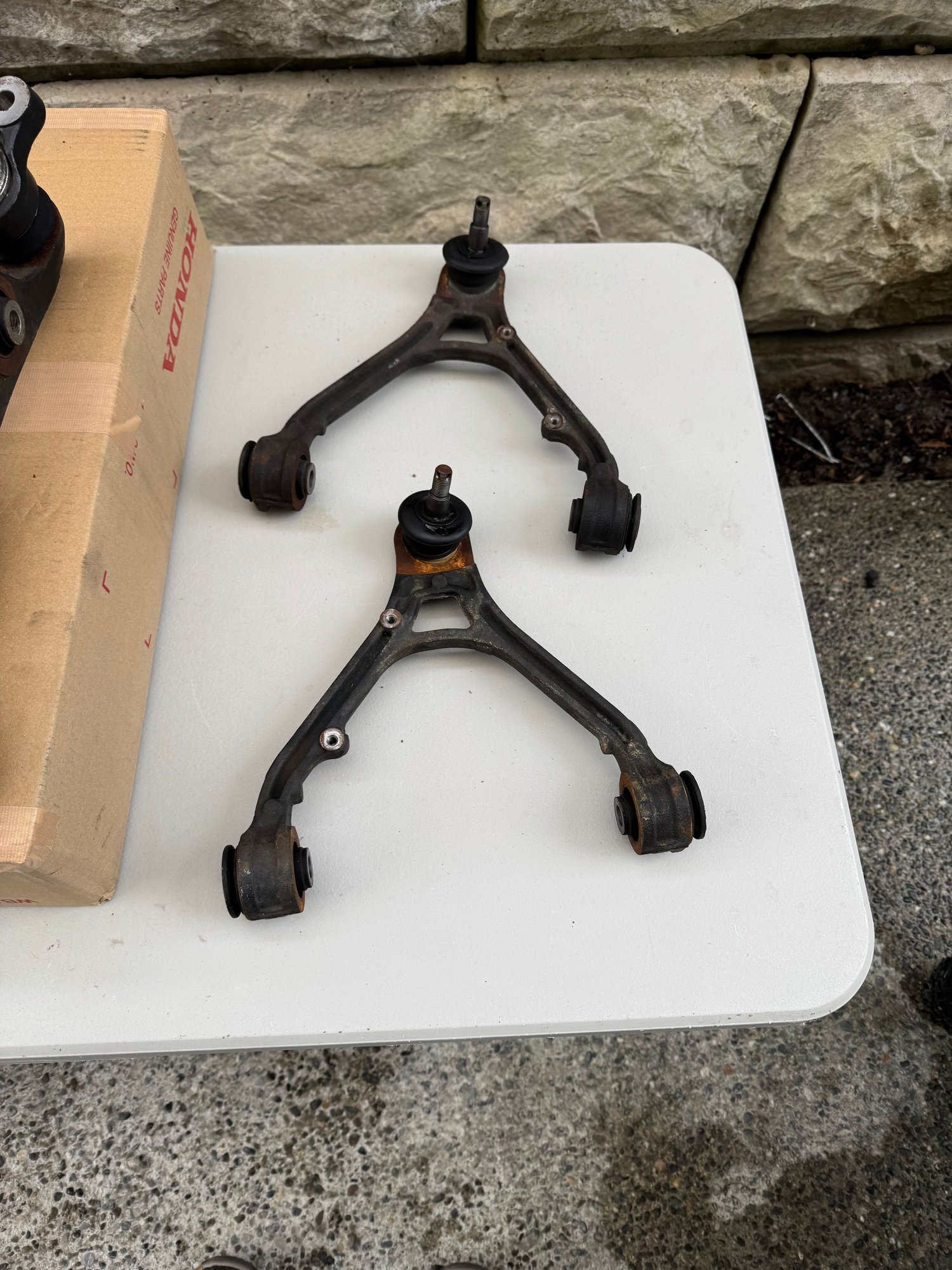 Steering/Suspension - Front end control arms - Used - -1 to 2027  All Models - Marysville, WA 98270, United States