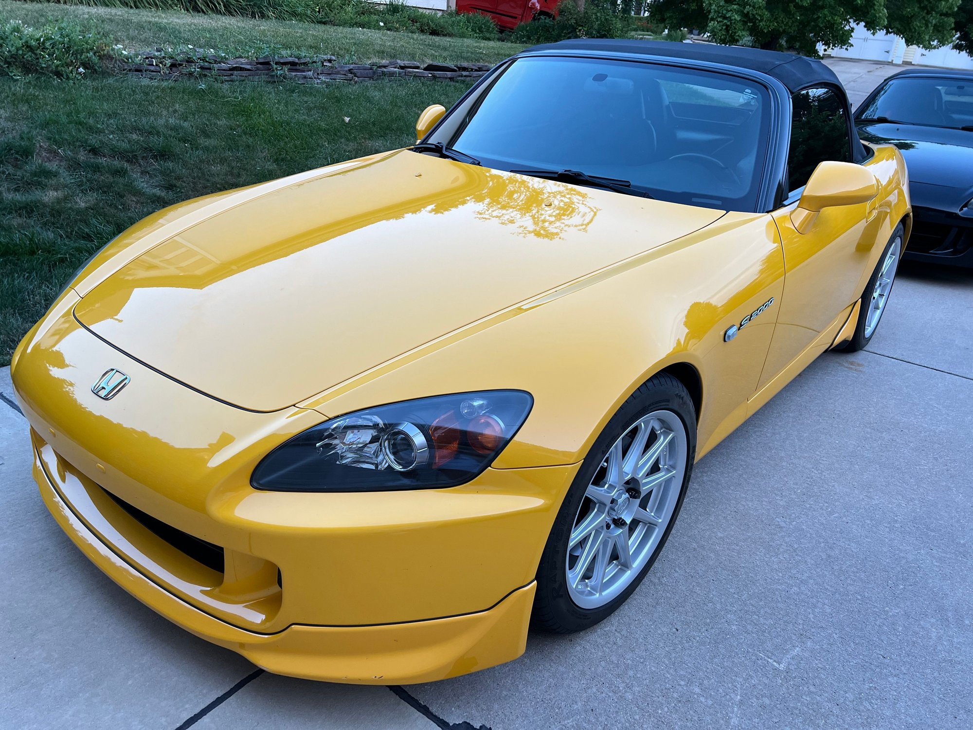 2004 Honda S2000 - IL- 04 Rio Yellow LHT supercharged 63k mi - Used - Champaign, IL 61822, United States