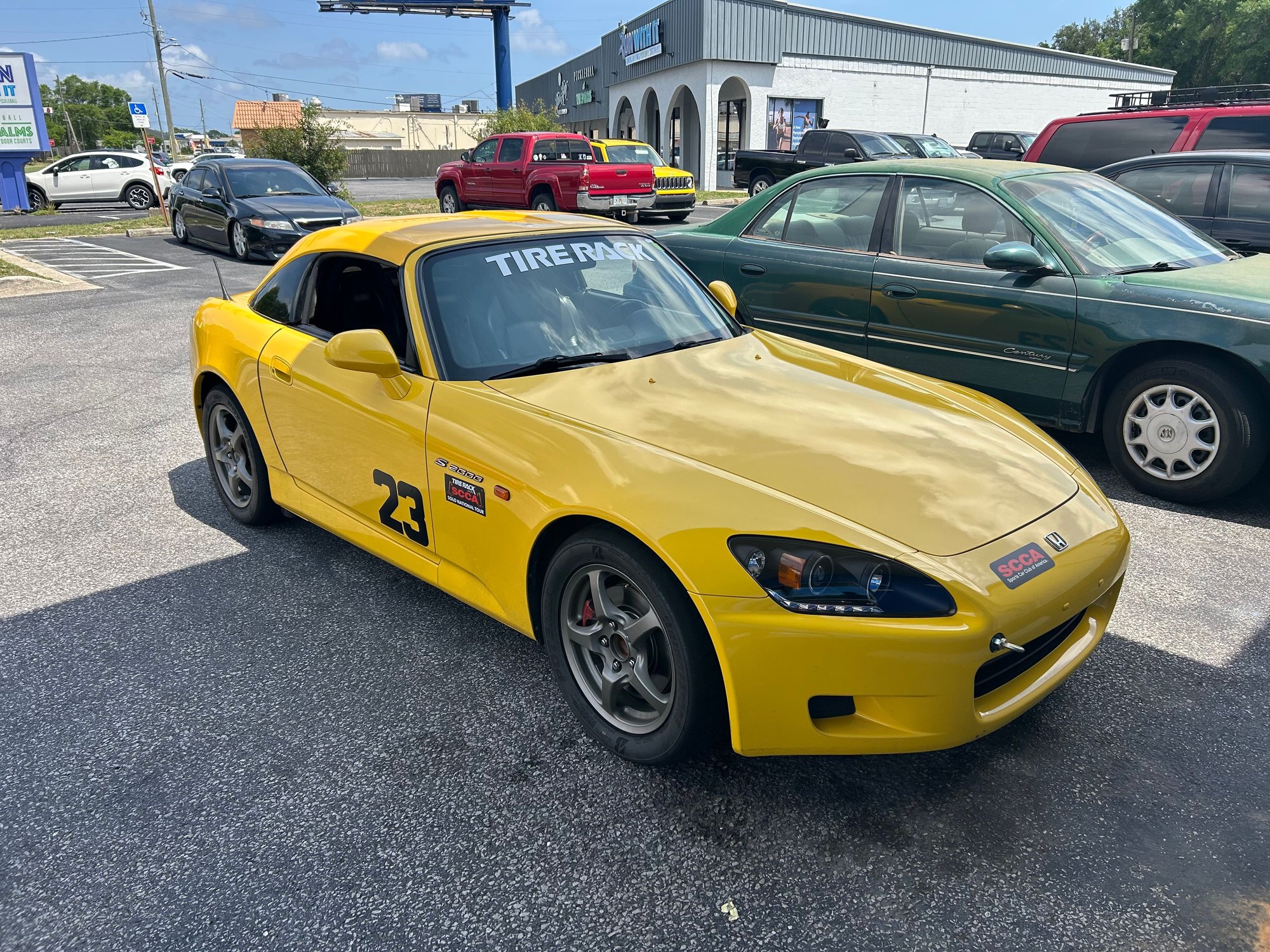 … yellow top.