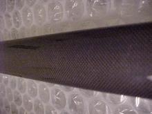up close pic of carbon strut bar.JPG