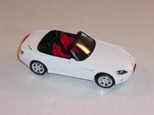 WhiteS2000-1-mod.jpg