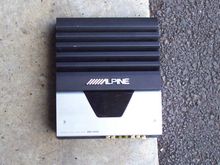 alpine amp 1.jpg