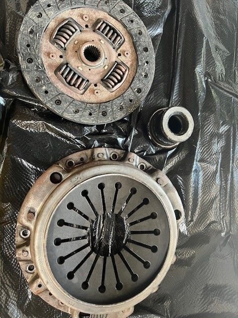 Drivetrain - 2001 Honda S2000 AP1 OEM Clutch & Pressure Plate - Used - 2000 to 2003 Honda S2000 - Chalmette, LA 70043, United States