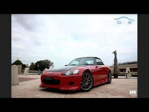 Picture used on car sales 2010.      1999 AP1 with 87000km.