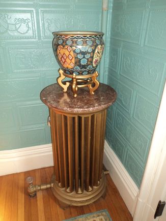 Rare round radiator