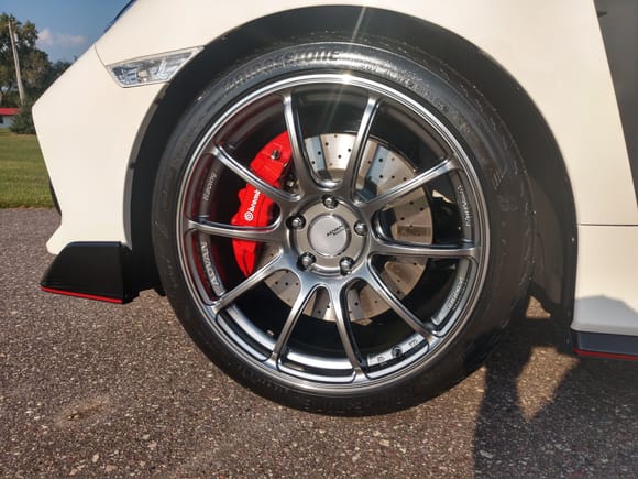 Advan RZII wheels in Hyper Racing Black 19"x9.5" +50 265/35/19 Bridgestone S007A tires