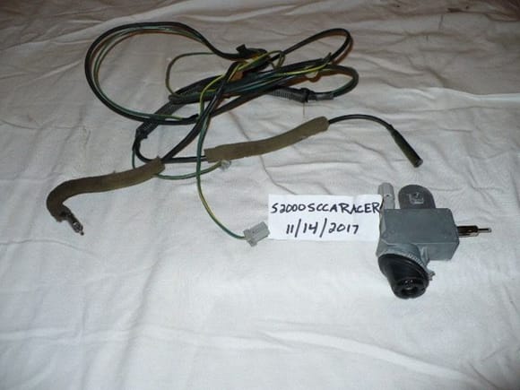 Antenna mount and harness