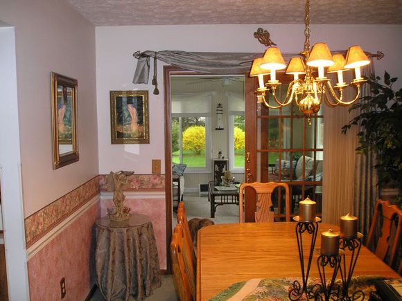 dining room2.JPG