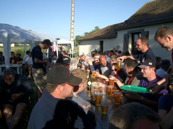 124 SC2 - some beers.JPG