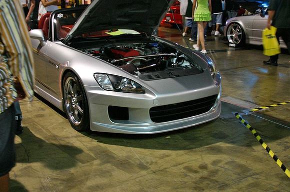 hin_philly_62604_s2000_13.jpg