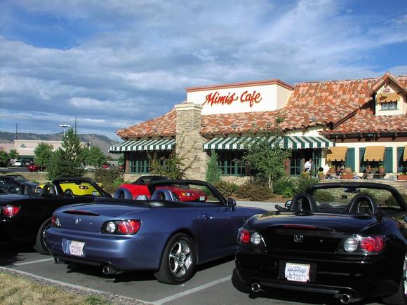 Cars At Mimis.JPG