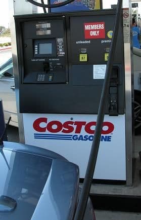 8-4-05 Costco gas pump